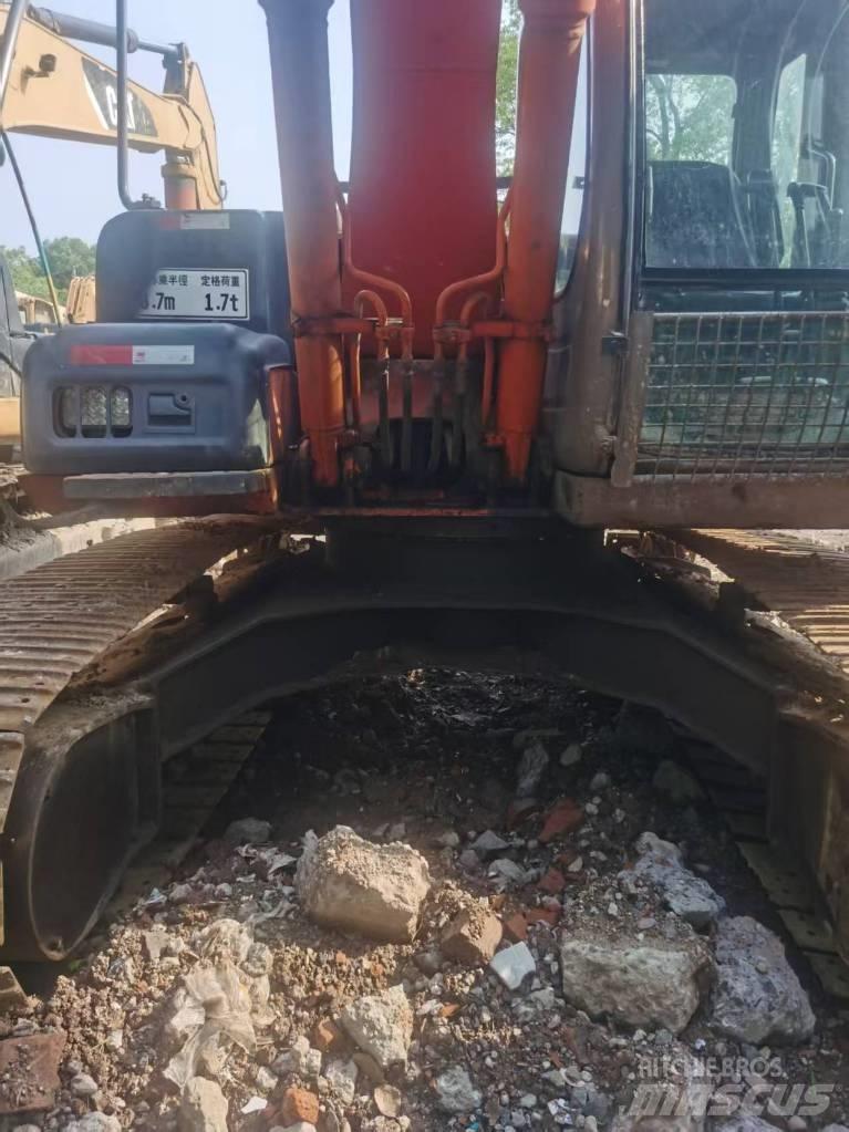 Hitachi ZX 120 履带挖掘机