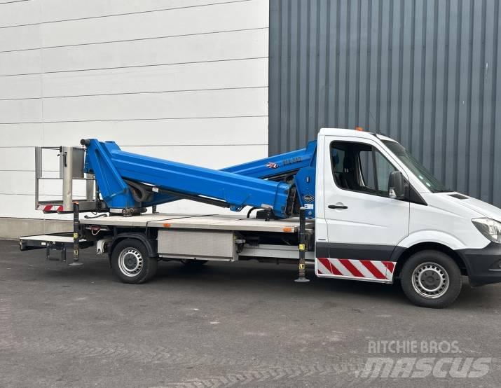 VERSALIFT VTX-240 车载式高空作业车