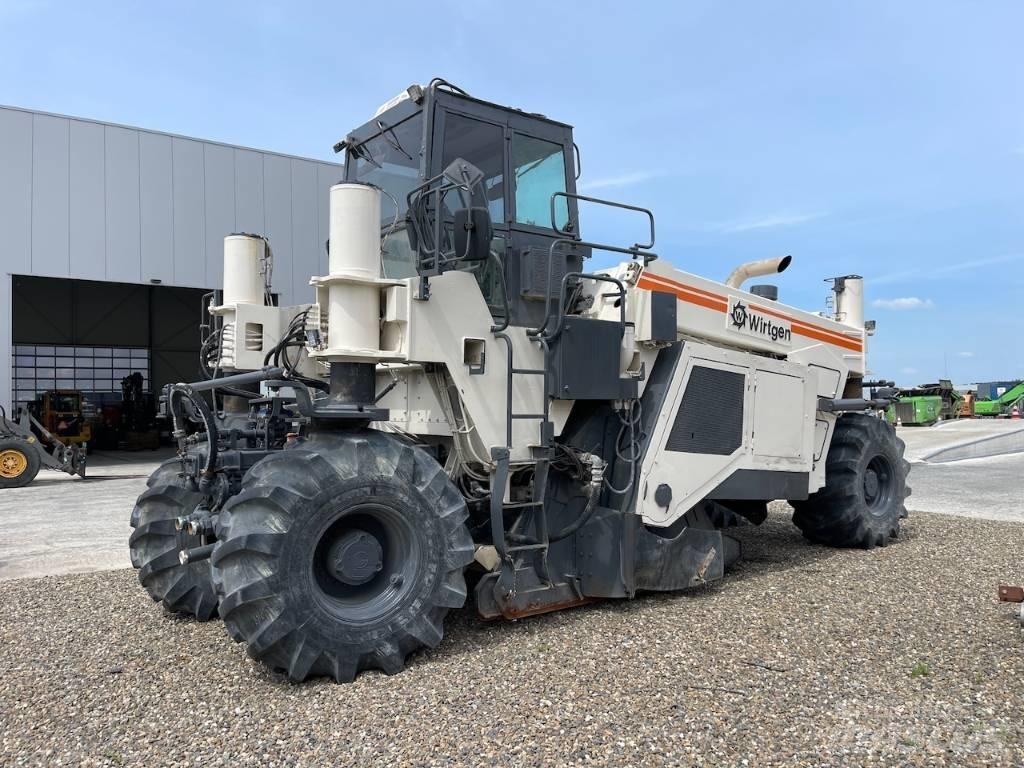 Wirtgen WR2500 沥青再生设备