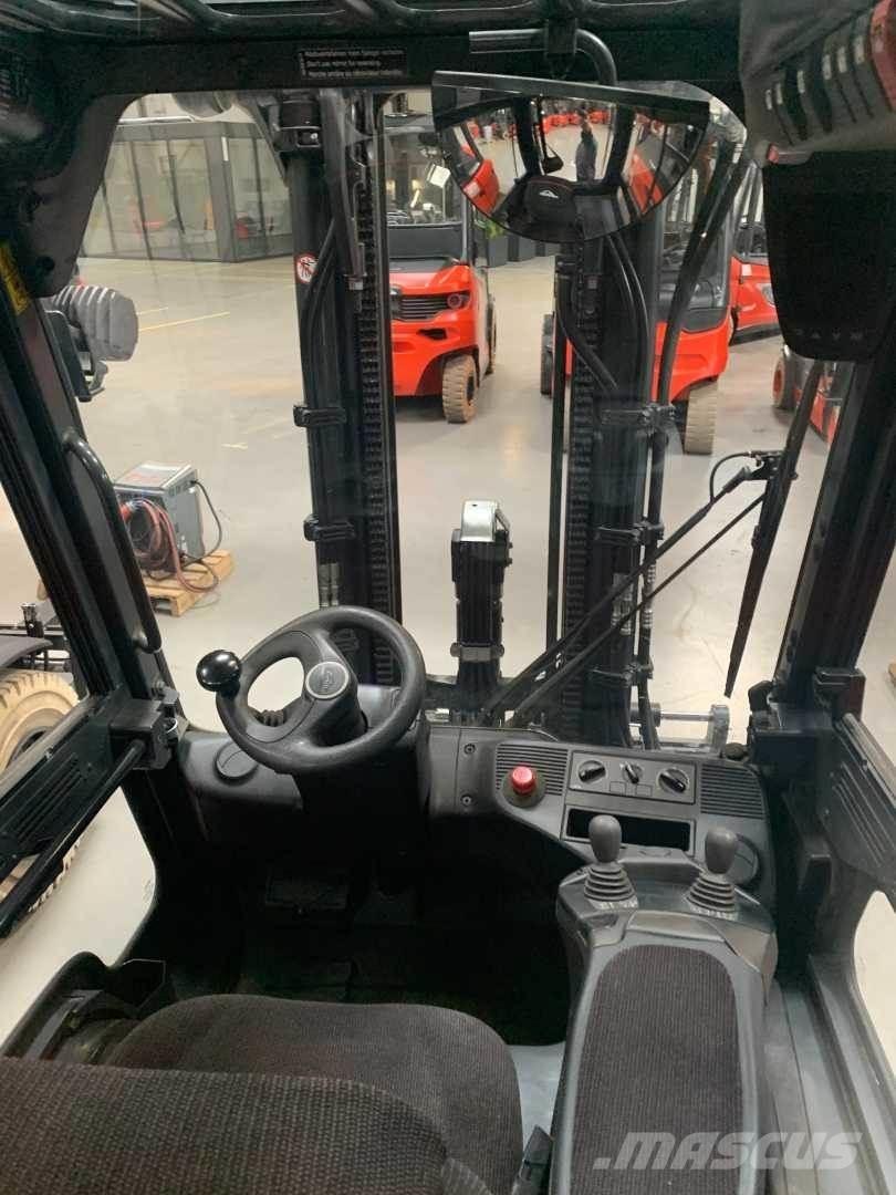 Linde E35L 电动叉车
