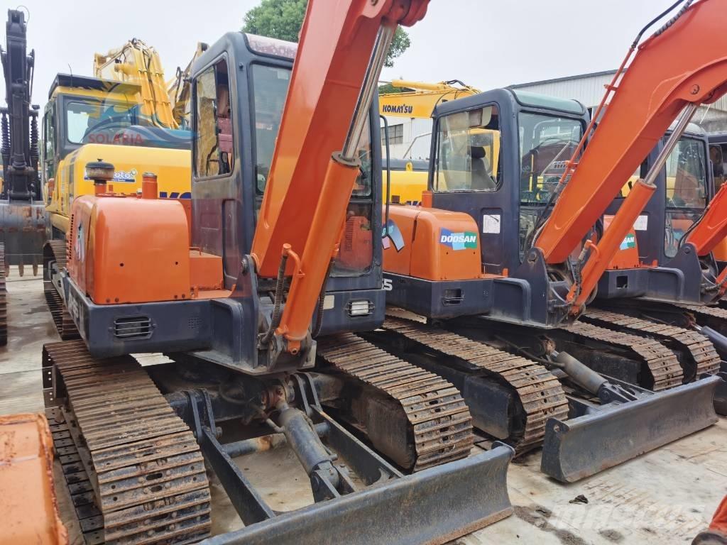 Doosan DH 55 小型挖掘机