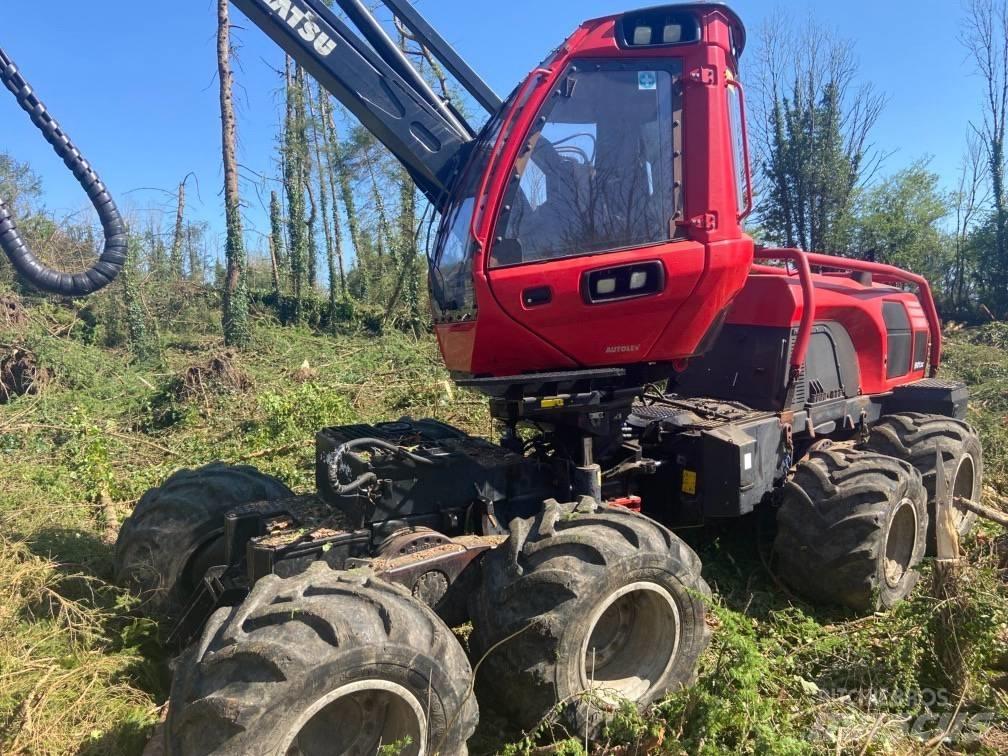 Komatsu 901XC 收割机