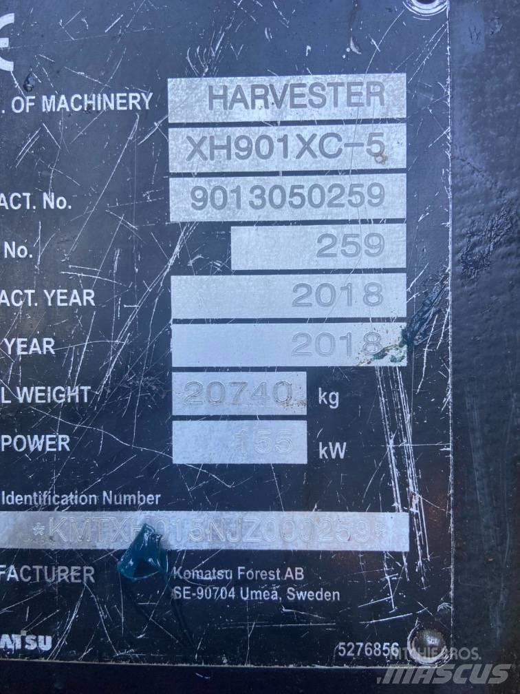 Komatsu 901XC 收割机