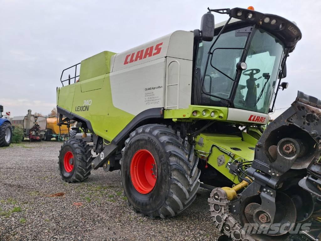 CLAAS Lexion 740 联合收割机