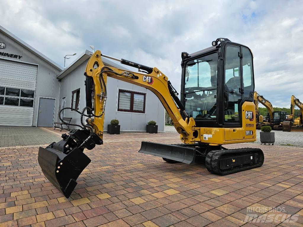 CAT 301.6 小型挖掘机