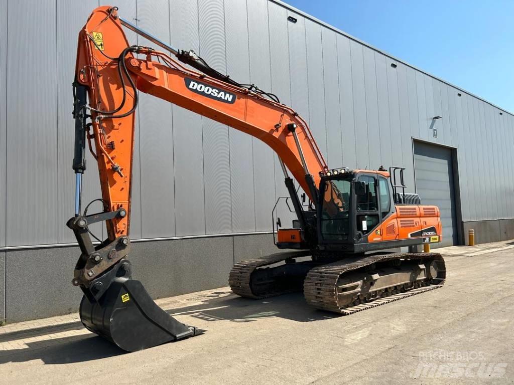 Doosan DX 300 LC-5 履带挖掘机