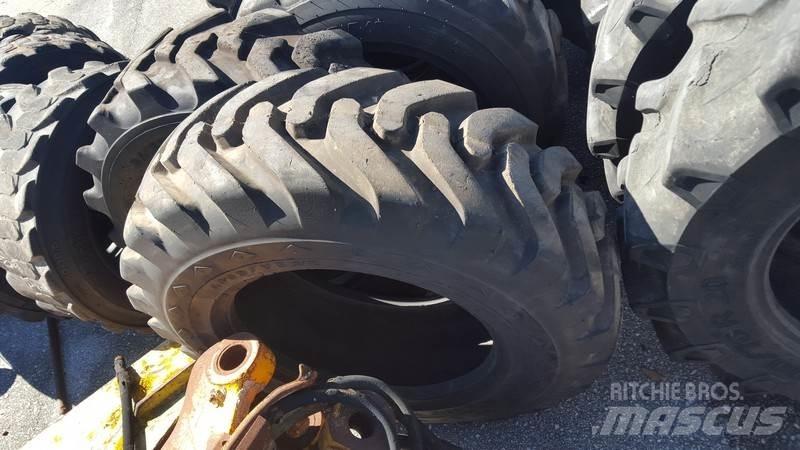  Pneu 10.5/80-18 轮胎、车轮和轮圈