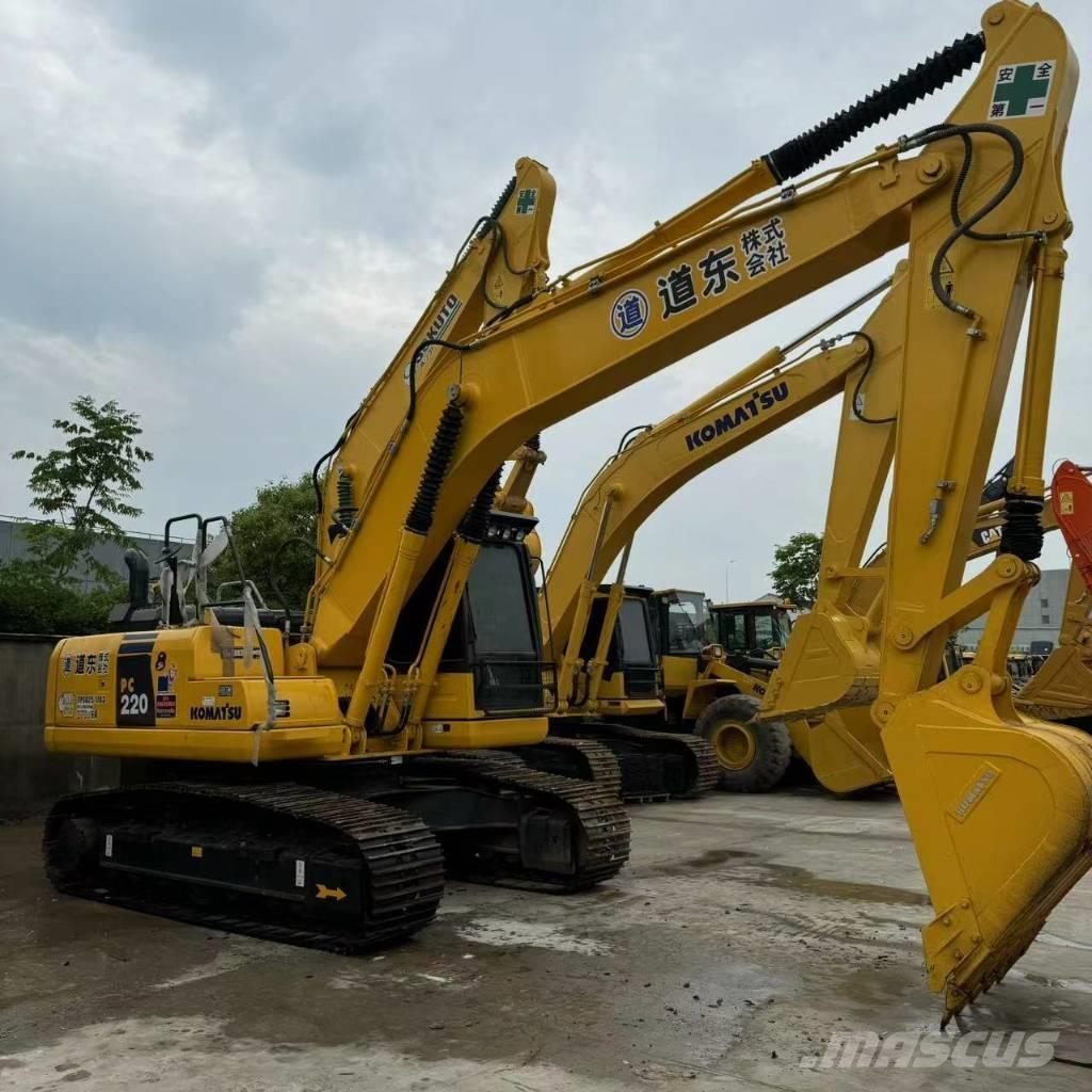 Komatsu PC 220-8 履带挖掘机