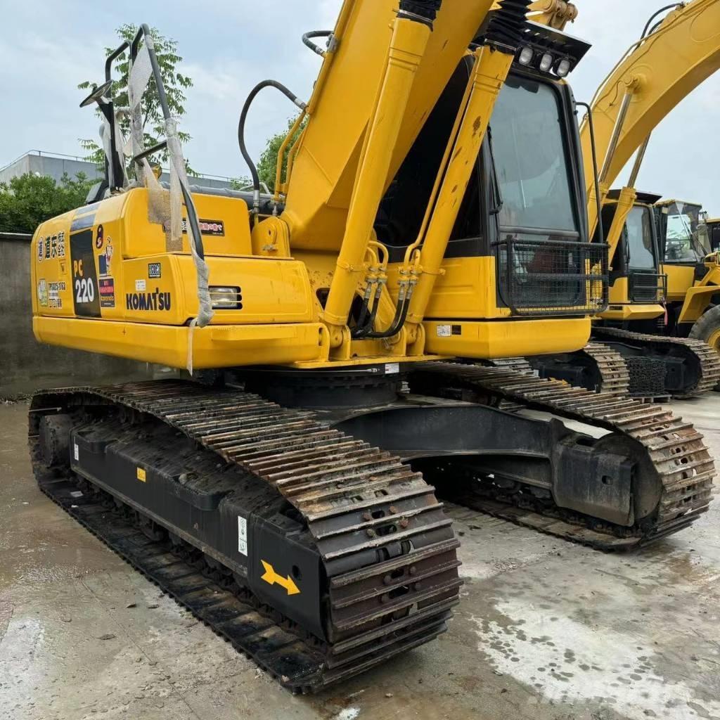 Komatsu PC 220-8 履带挖掘机
