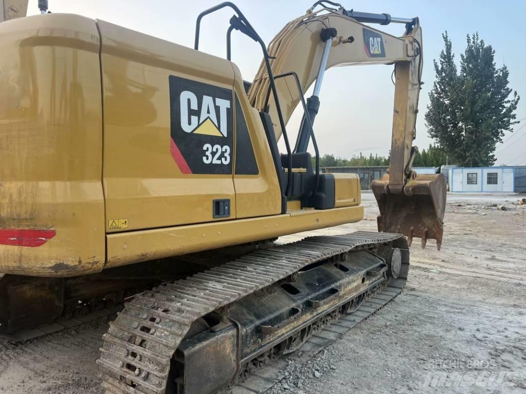 CAT 323 GC 履带挖掘机