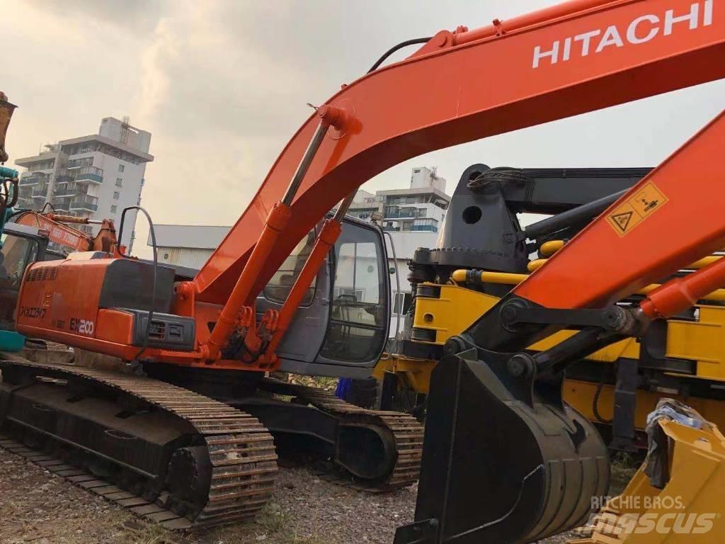 Hitachi ZX 200-5 履带挖掘机
