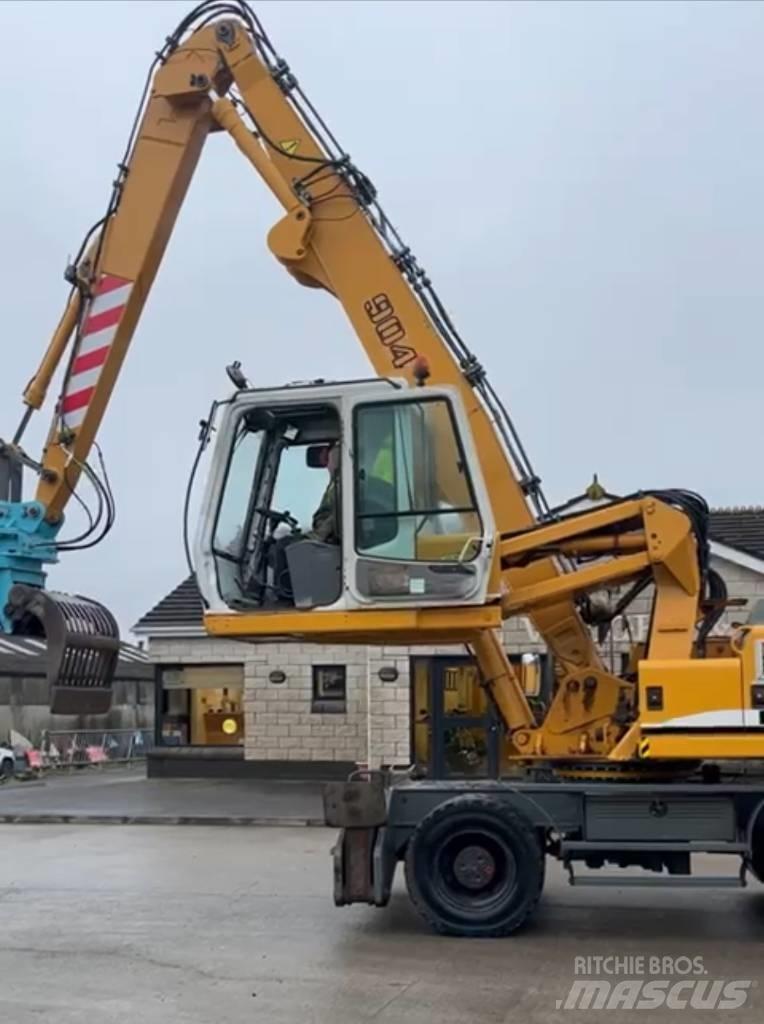 Liebherr A 904 C 工业挖掘机