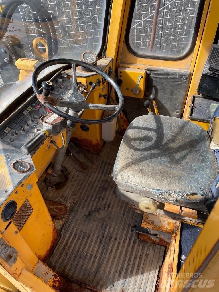 Volvo 4300 轮式装载机