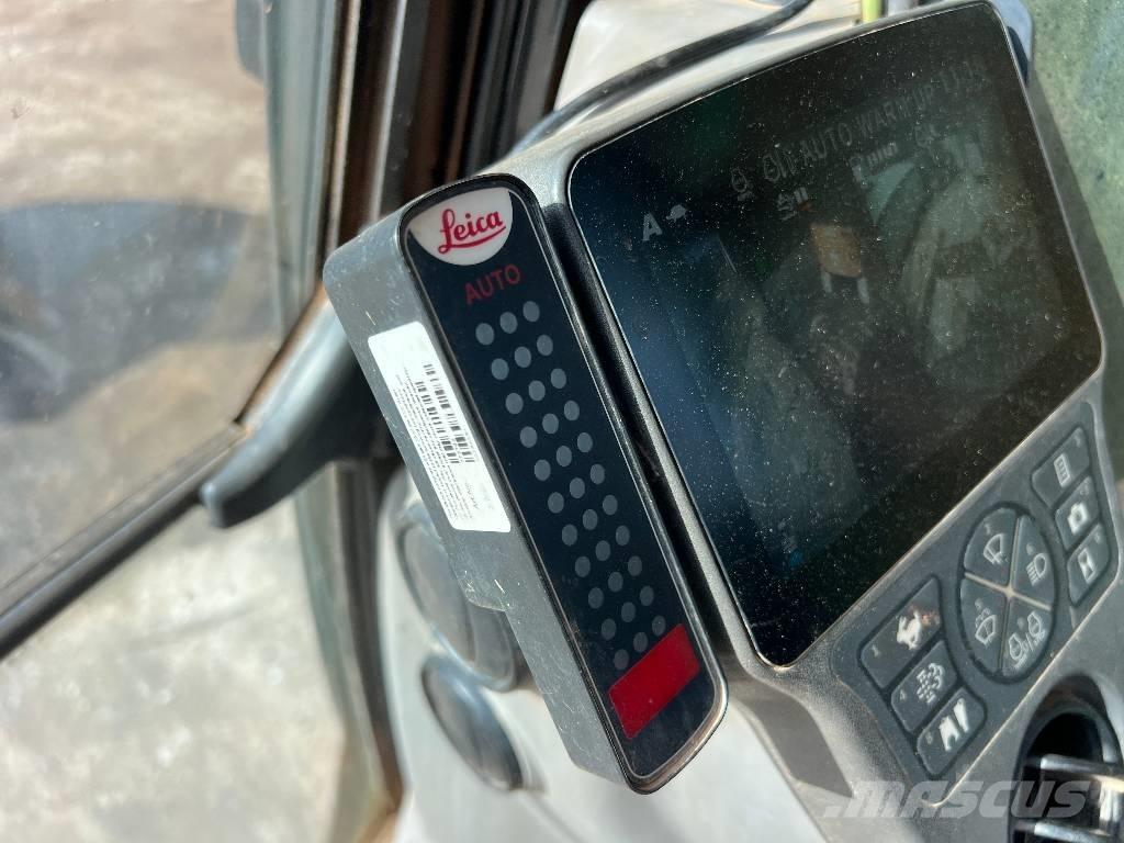 CASE CX 250 D 履带挖掘机