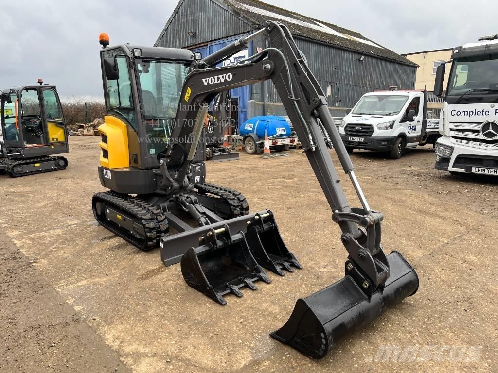 Volvo EC 27 D 小型挖掘机