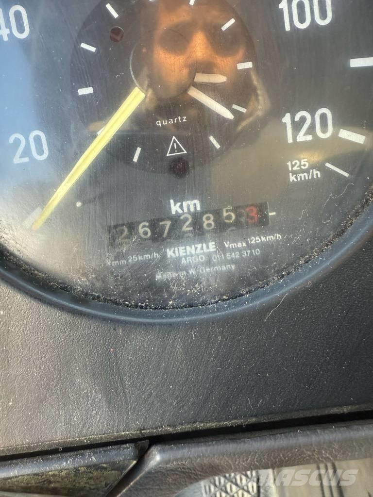 Mercedes-Benz 1735 K 自卸式货车