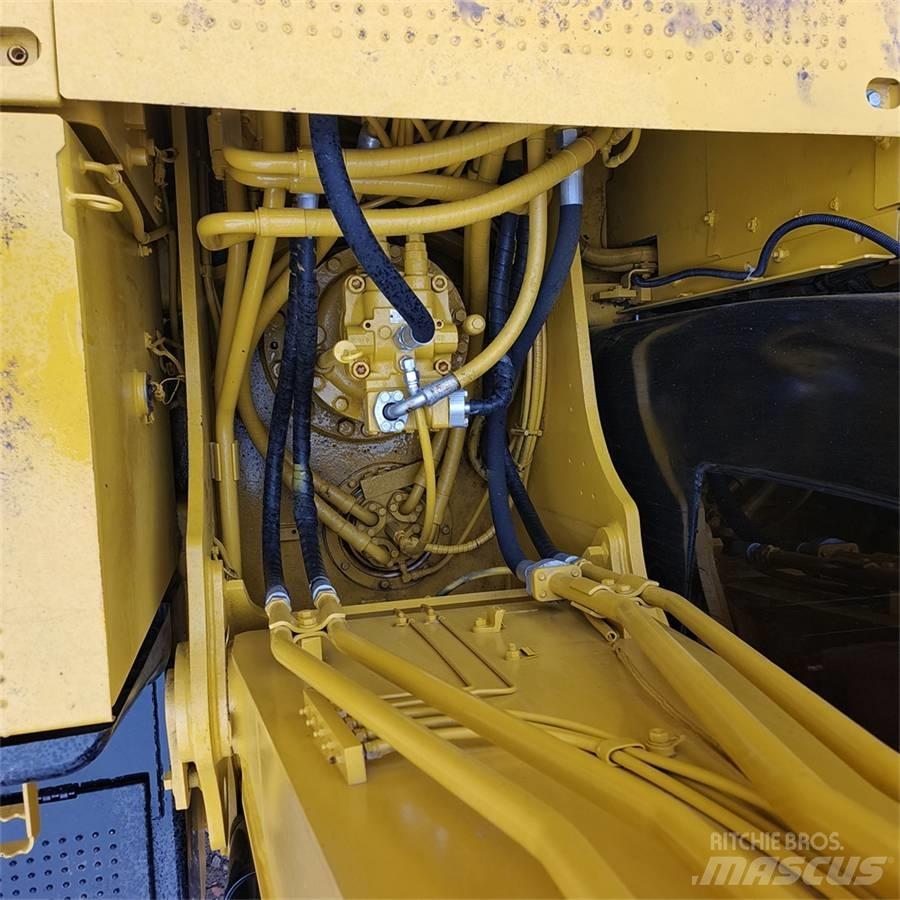 CAT 320 D 履带挖掘机