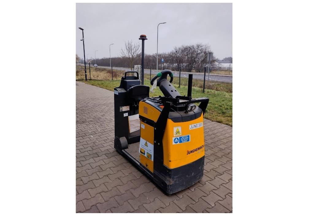 Jungheinrich EZS 130 搬运车