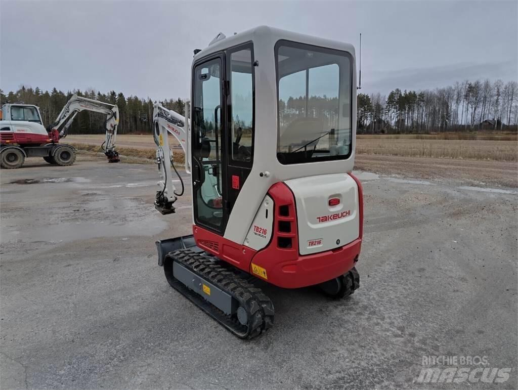 Takeuchi TB 216 小型挖掘机