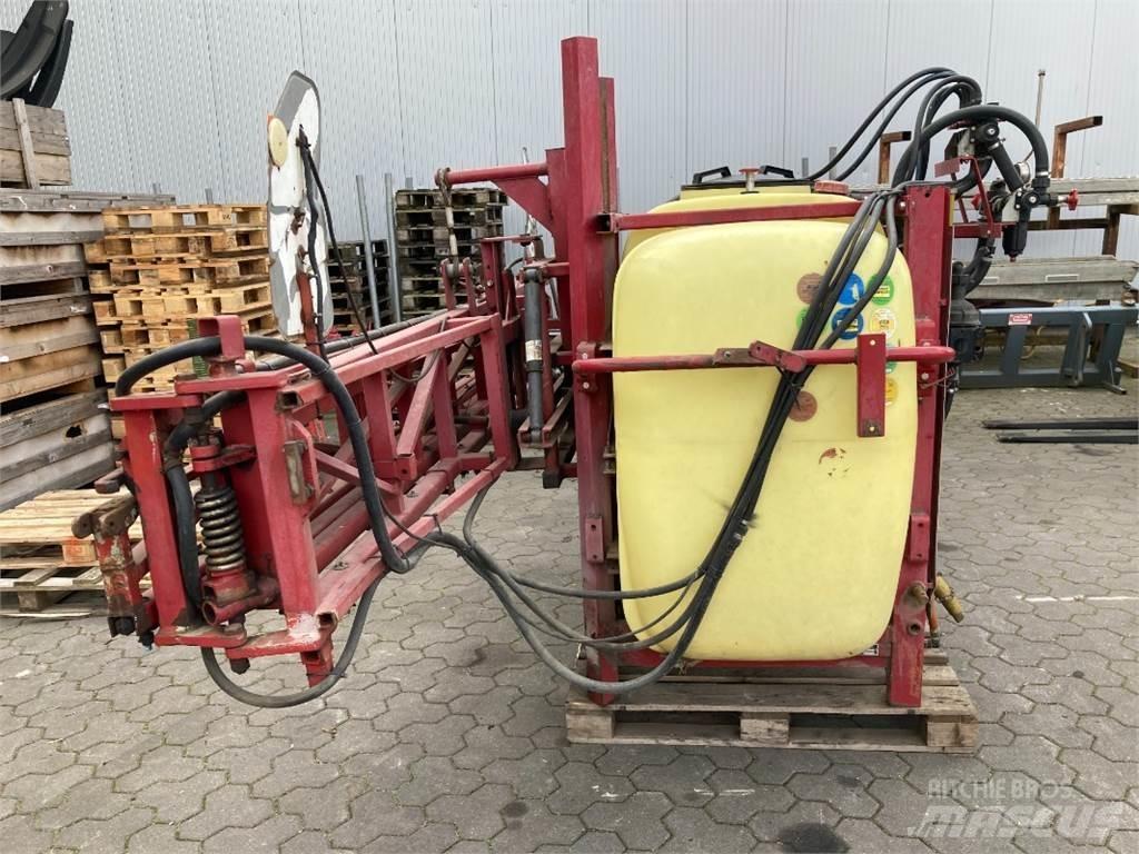 Hardi LX 1000 Ltr 牵引式喷雾机