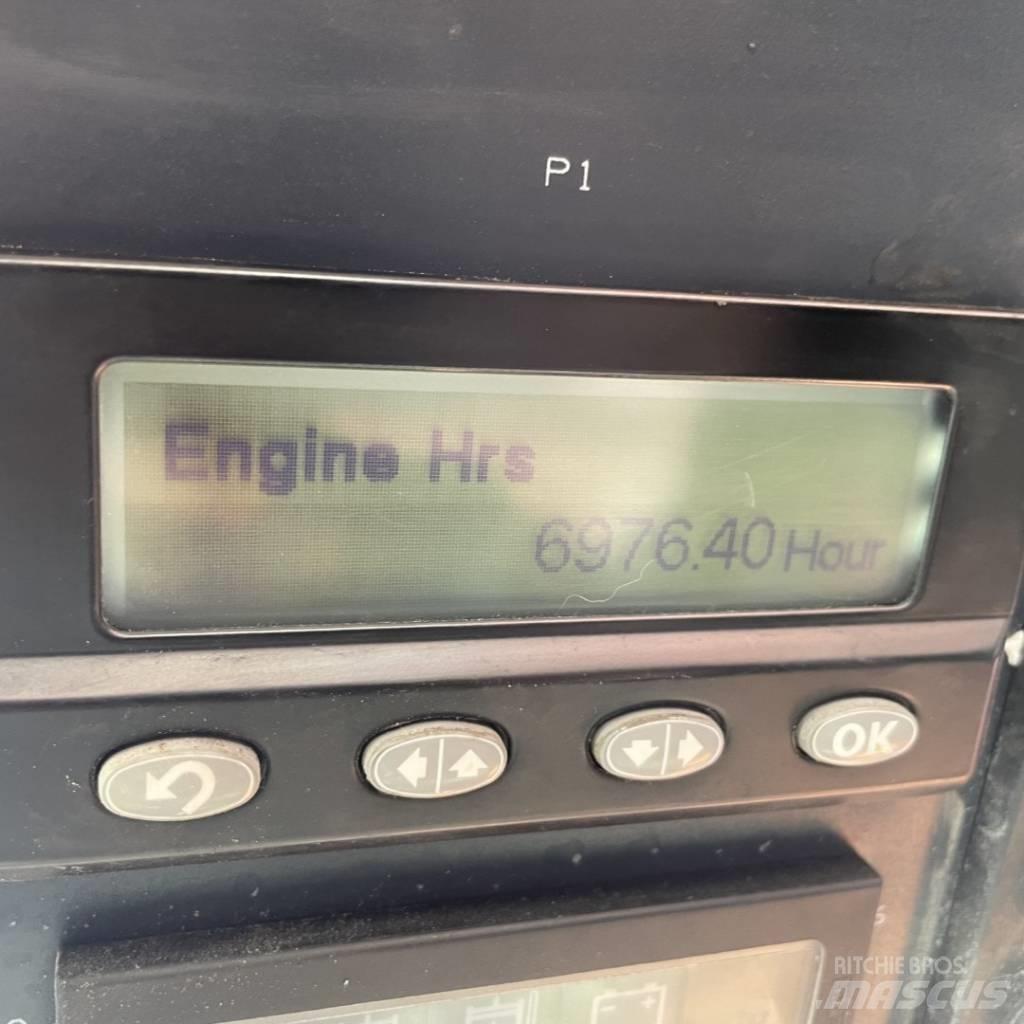 Sandvik DX 780 钻孔机