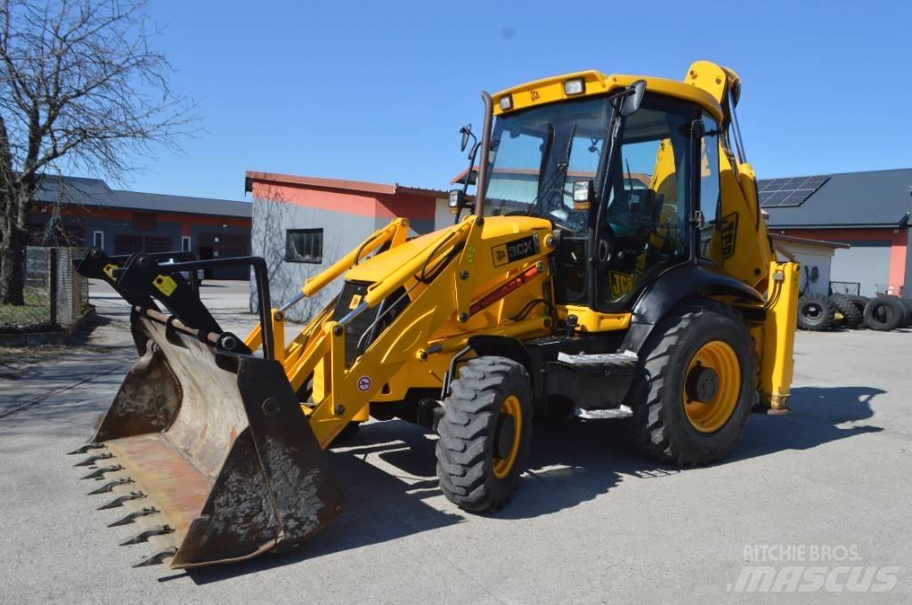 JCB 3 CX 反铲装载机
