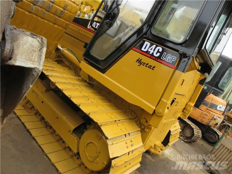 CAT D 4 C 履带式推土机