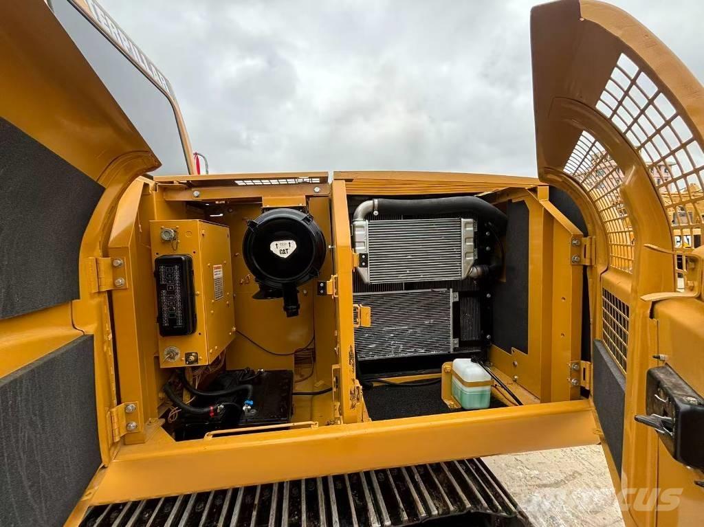 CAT CAT 320CL 履带挖掘机