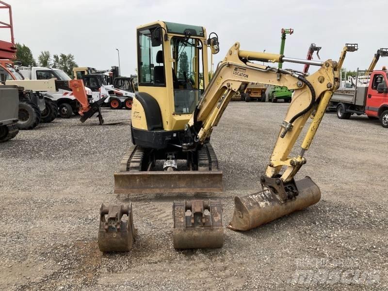 Yanmar VIO25-4 小型挖掘机