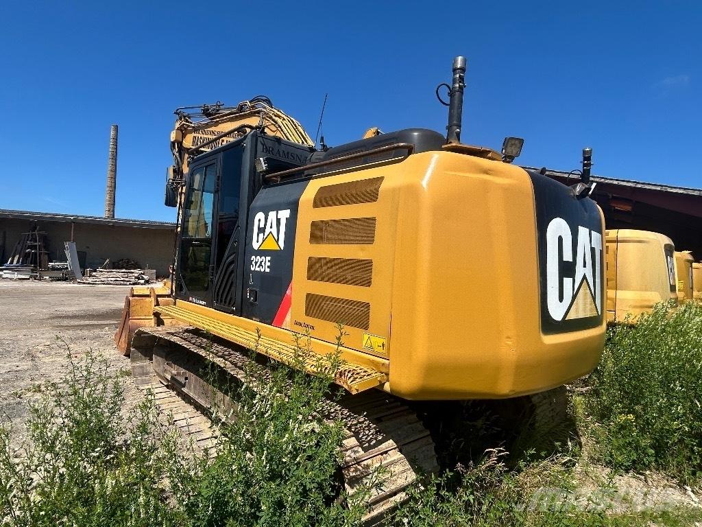 CAT 323 EL 履带挖掘机