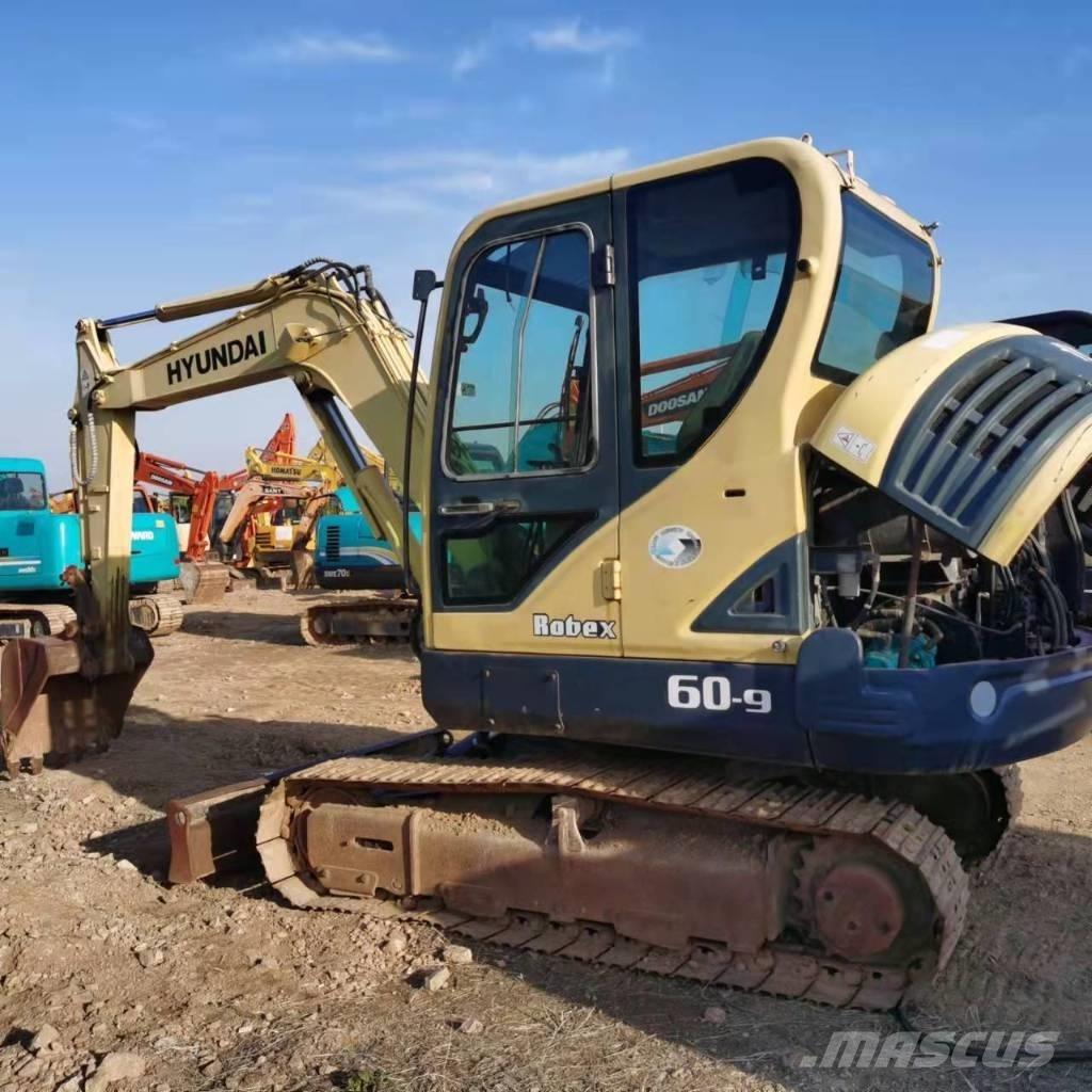 Hyundai R60-9 小型挖掘机