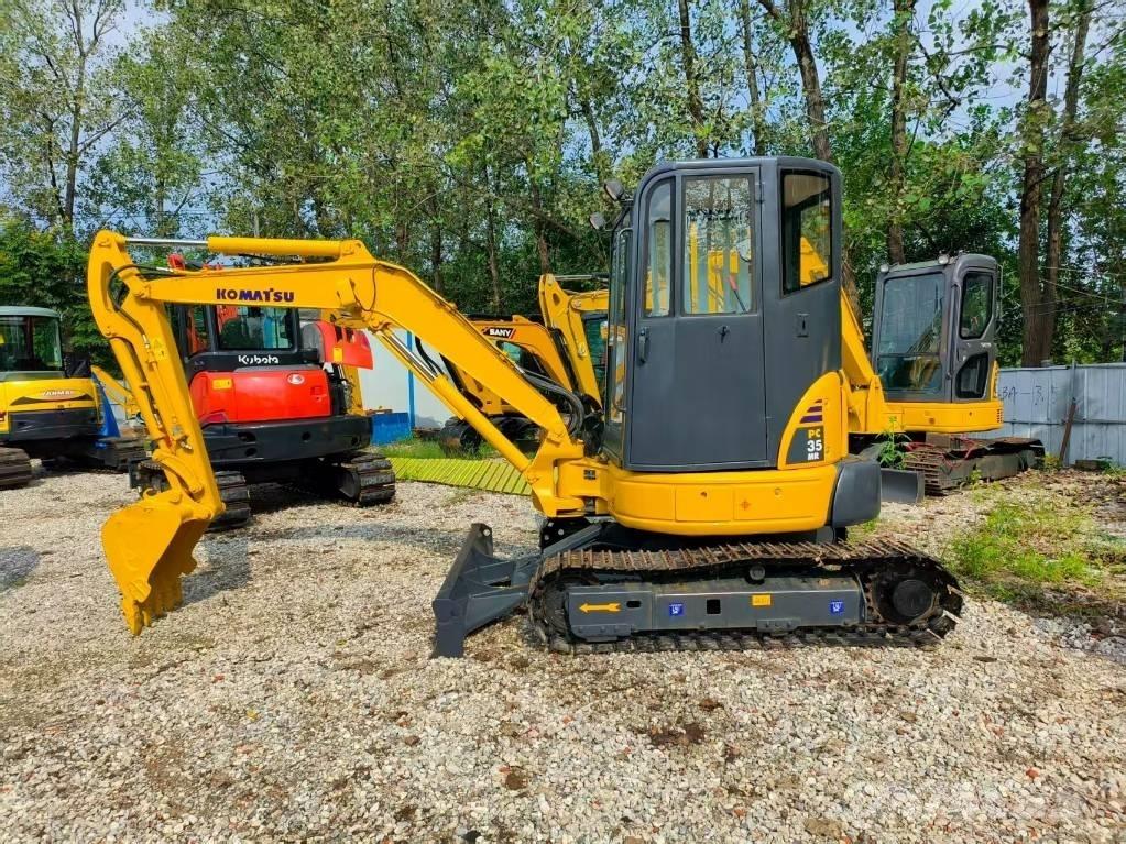 Komatsu PC 35 小型挖掘机