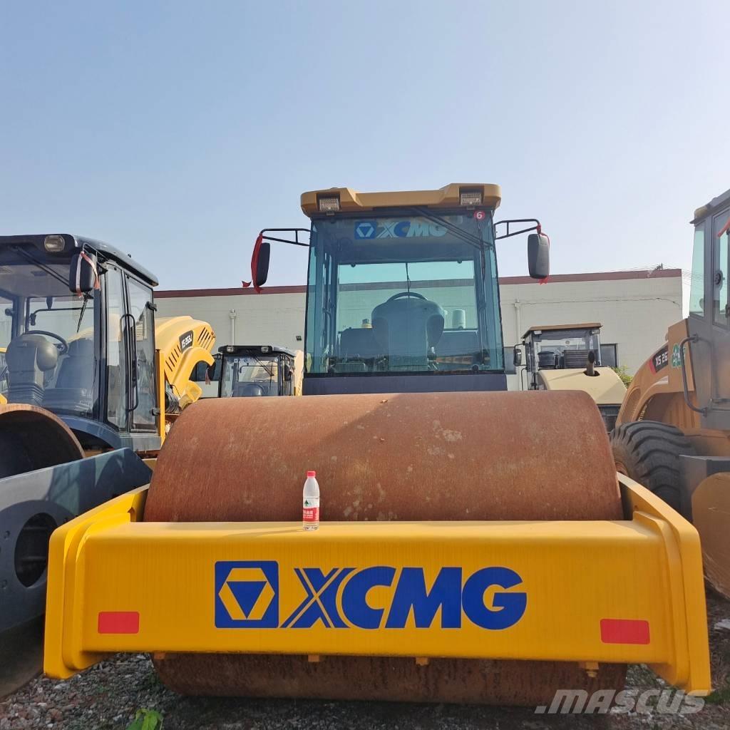 XCMG XS 223 J 单轮压路机