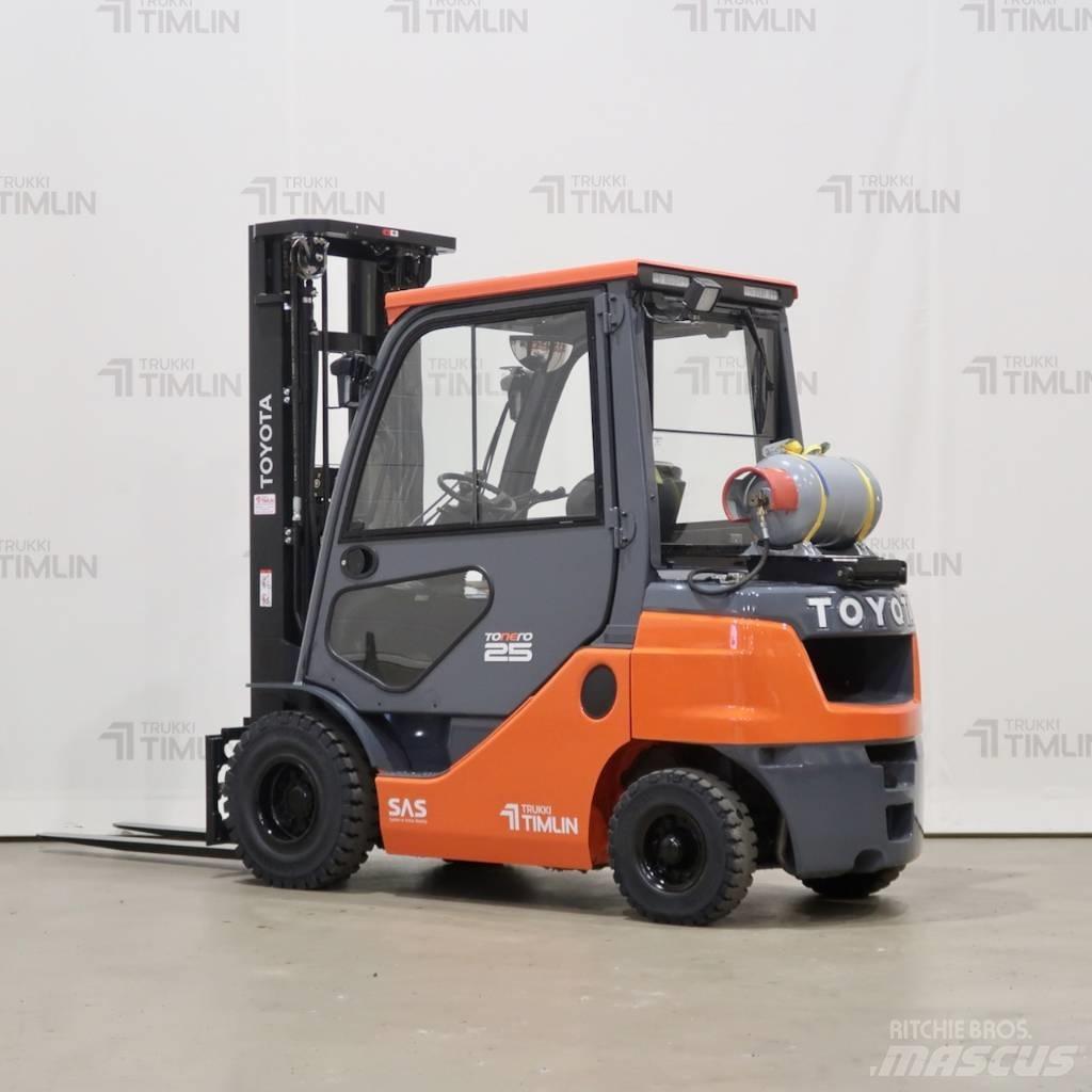 Toyota 02-8FGF25 天然气叉车