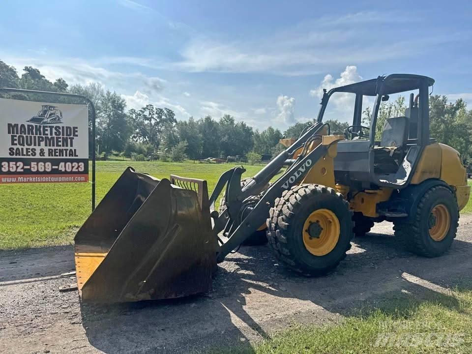 Volvo L 20 B 轮式装载机