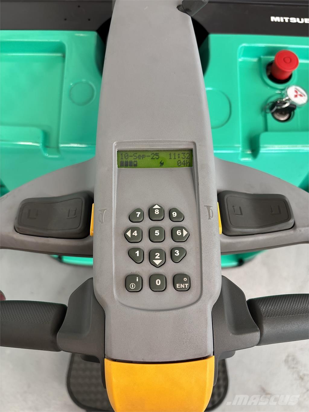 Mitsubishi SBV16P 行走式堆垛机