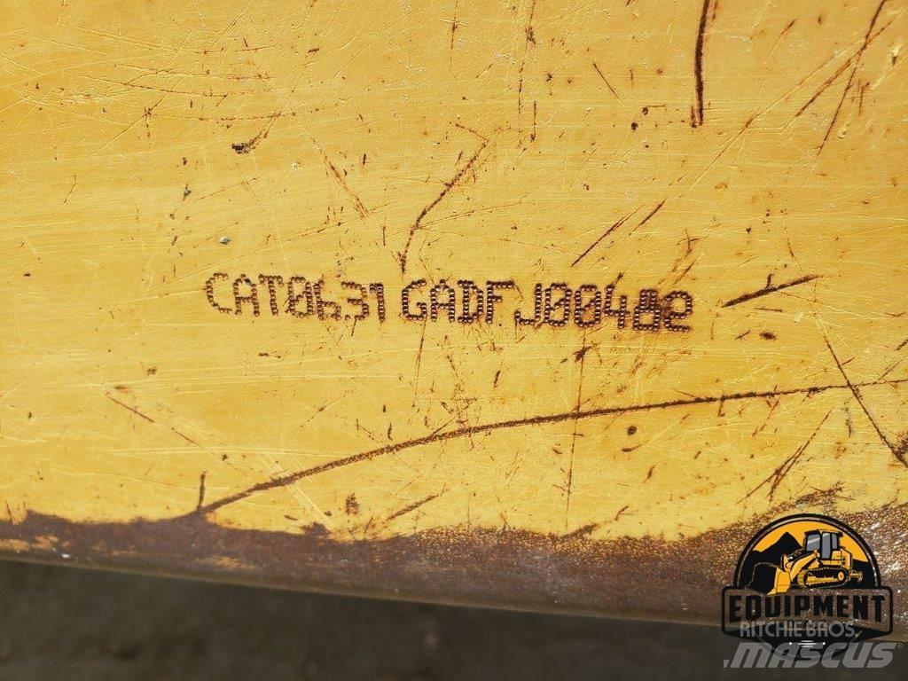 CAT 637 G 铲运机