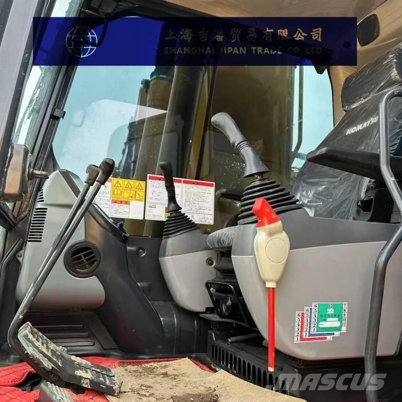 Komatsu PC 220 履带挖掘机