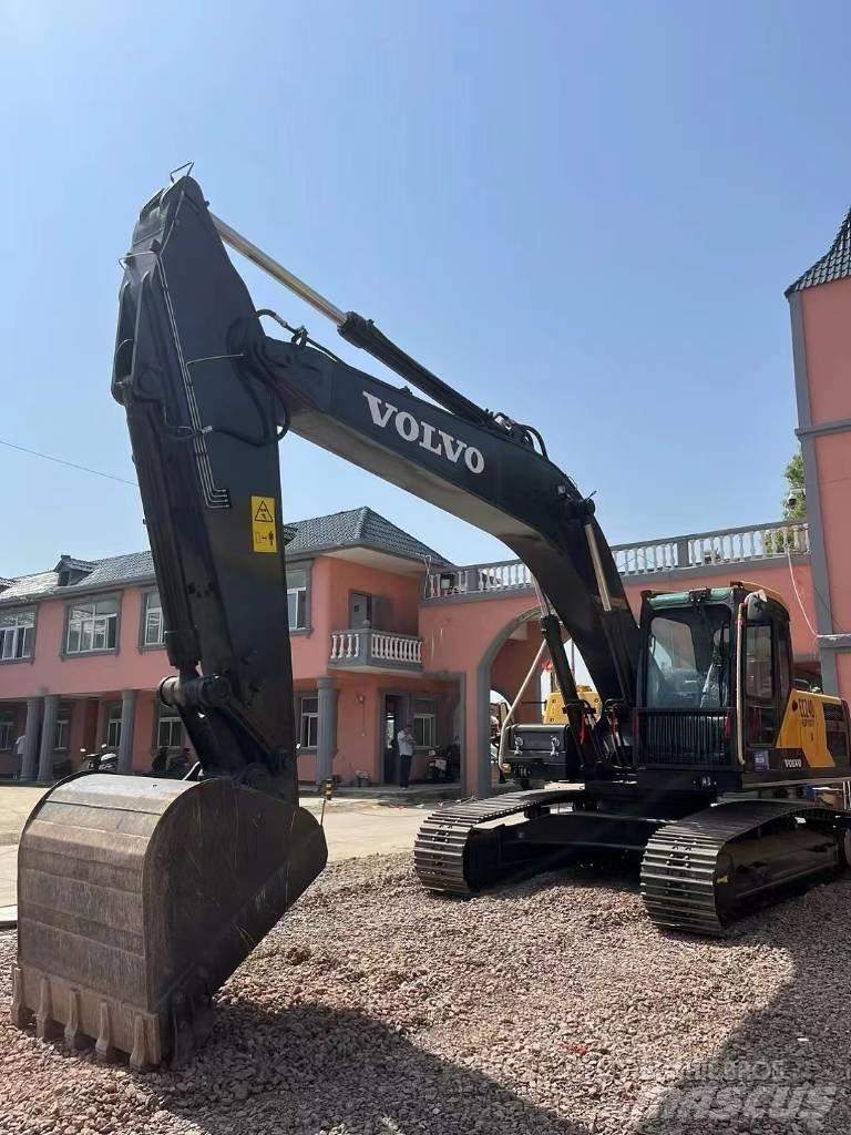 Volvo EC 240 履带挖掘机
