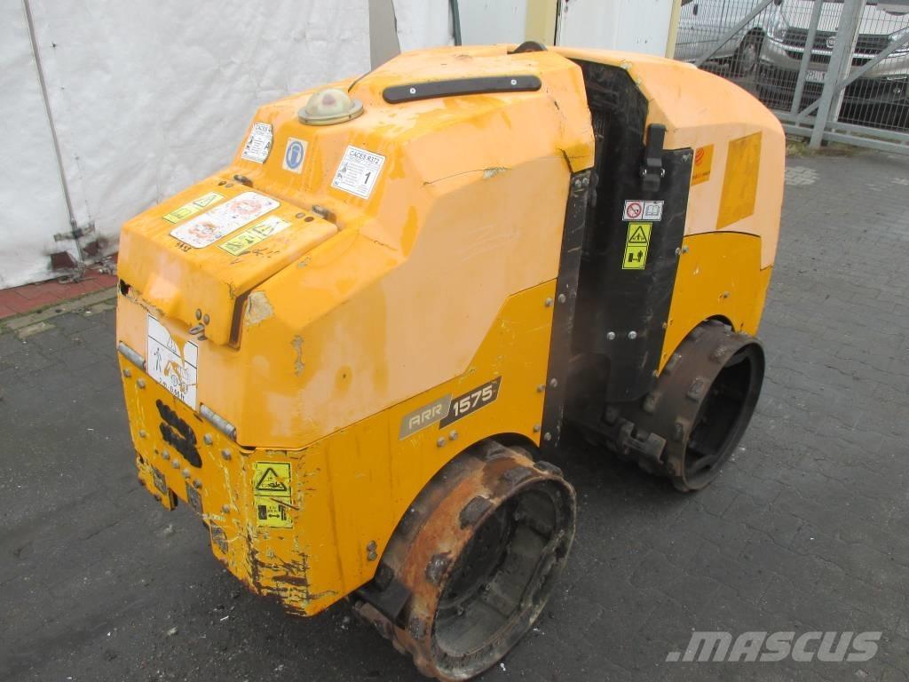 Ammann ARR 1575 双轮压路机