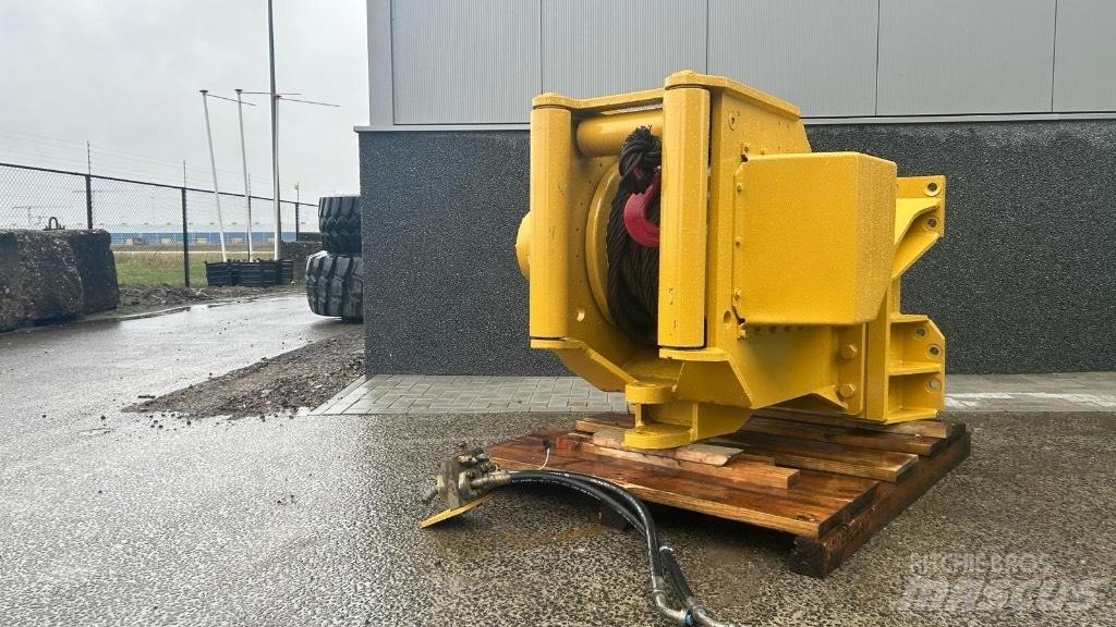 CAT D 7 G 绞车
