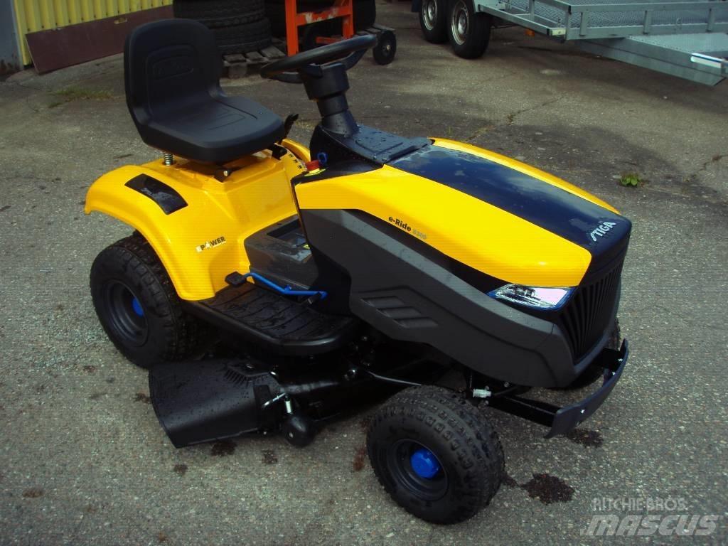Stiga E-Ride S 300 骑乘式割草机