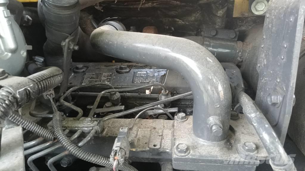 Komatsu PC 78 US 中型挖掘机