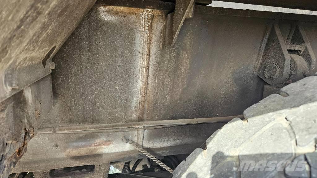 Kato SR 250 越野轮胎起重机︳越野吊︳越野起重机︳移动式起重机