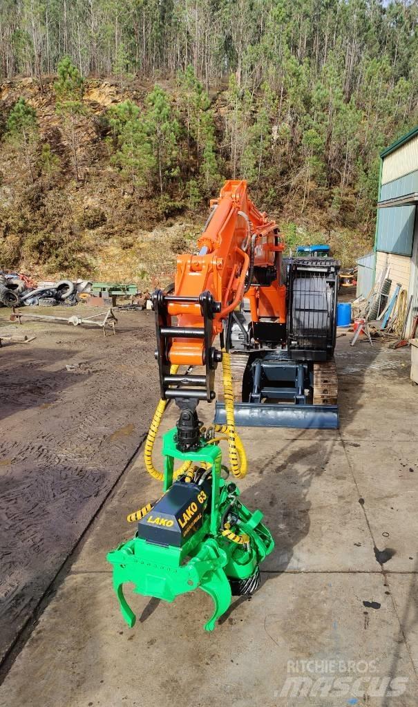 Hitachi ZX 210 履带挖掘机