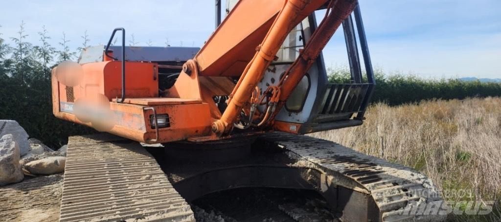 Hitachi EX 200 LC 履带挖掘机