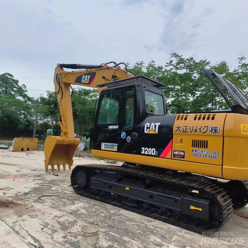CAT 320D2 履带挖掘机