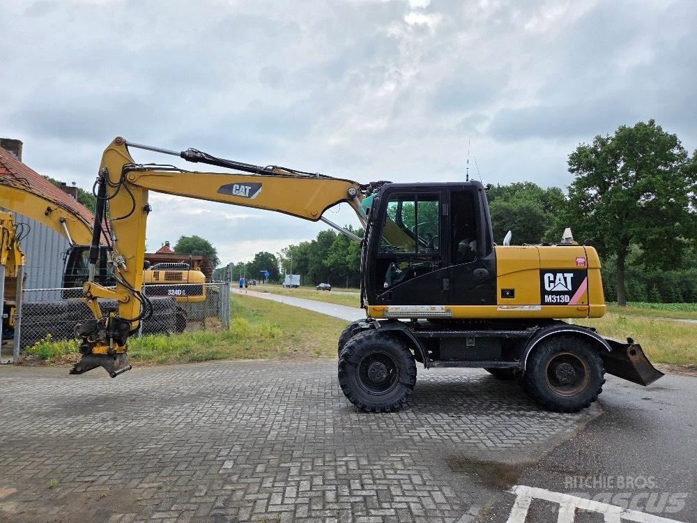 CAT M313D 轮式挖掘机