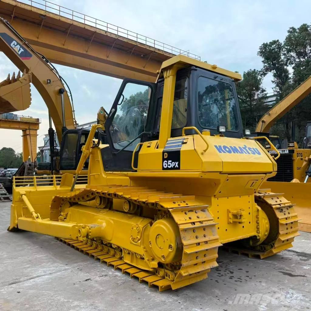 Komatsu D 65 PX-12 履带式推土机