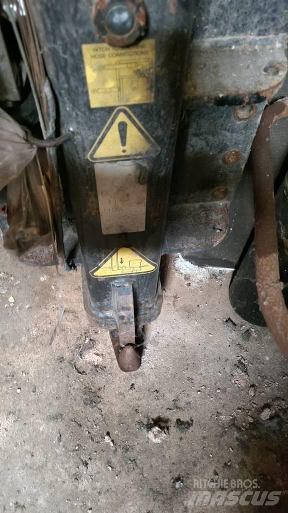 Merlo PICK UP HITCH 其他装载挖掘装置和配件